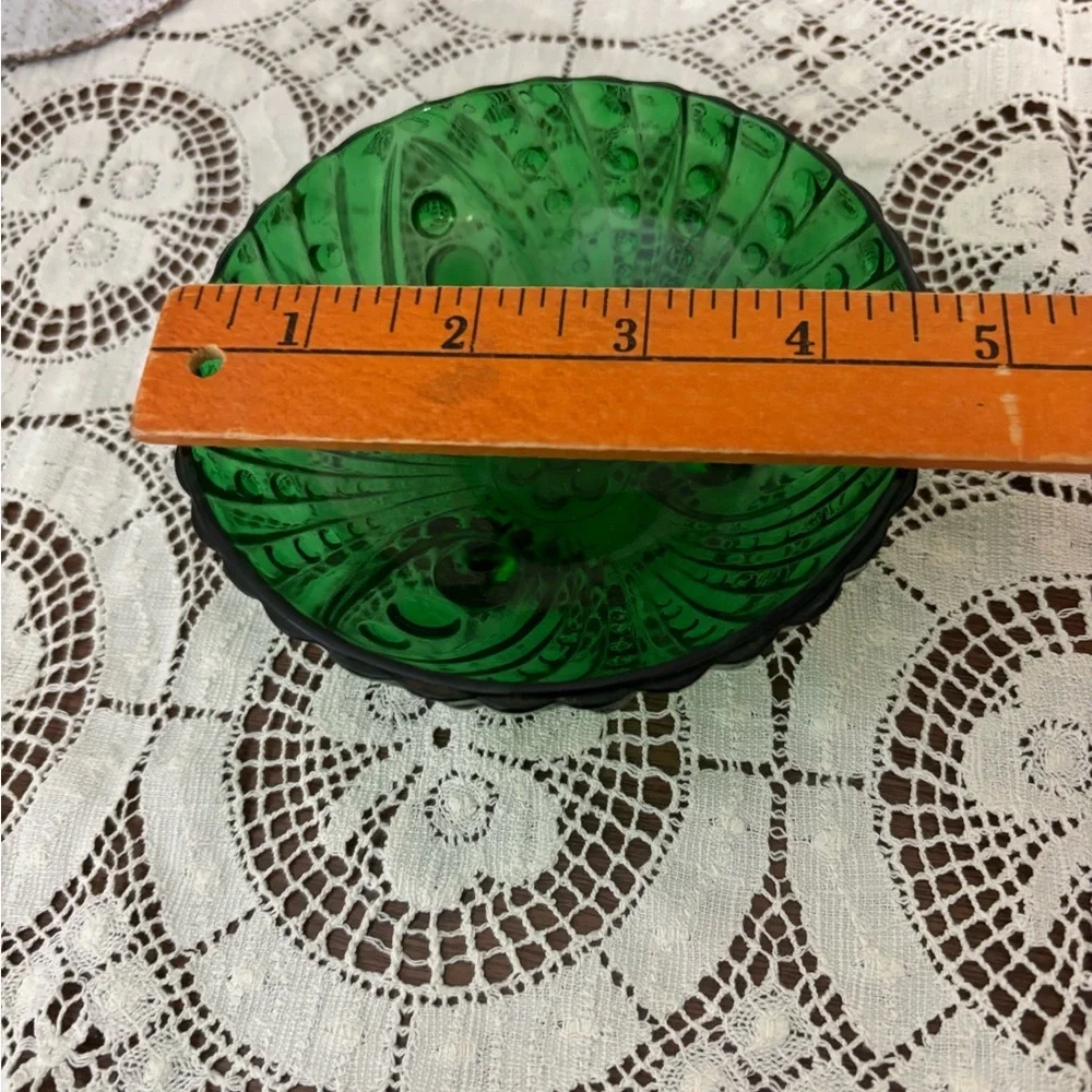 Anchor Hocking Emerald Green Footed Bowl Vintage Burple Berry Pattern
